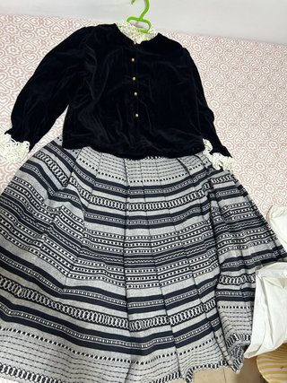 Traje regional extremeño