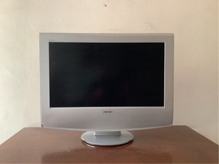 Sony WEGA KLV-27HR3 TV Plata