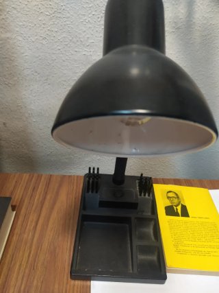 Lámpara de estudio con organizador