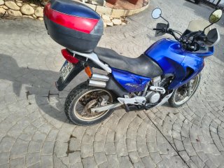 Honda HLV 650 V Adventure Moto