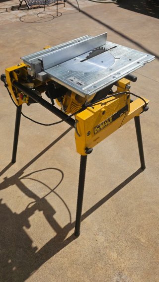 Sierra Combinada DeWalt DW 743