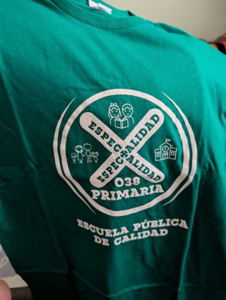 Camiseta Escuela Pública Primaria