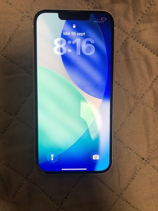 iPhone 13 blanco - Batería 100%