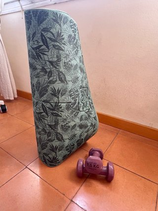 Esterilla Yoga y Mancuernas