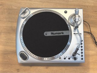 Tocadiscos Numark TTi USB