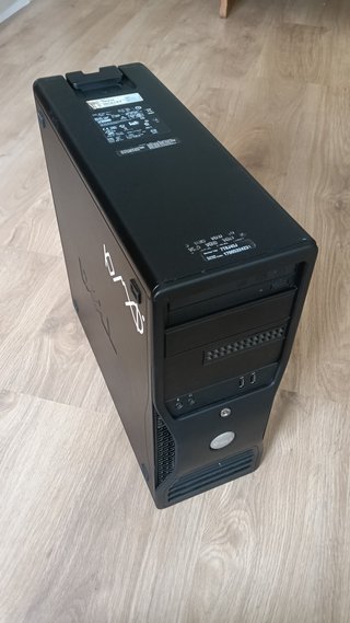 Ordenador Dell Intel Xeon 12GB RAM Gráfica 4GB