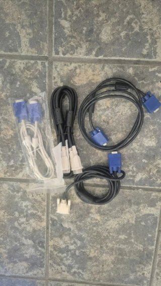 Lote de 4 Cables de Vídeo para Monitor / PC