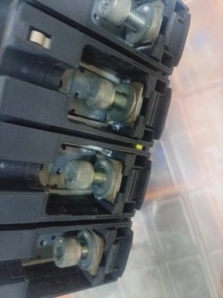 Int. Schneider compact NSX 250F 4 Polos +bobina Mx