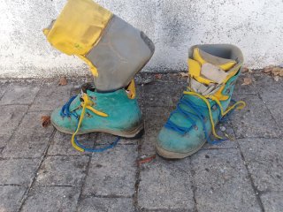 Botas de Montaña Aqua/Amarillo Talla 42