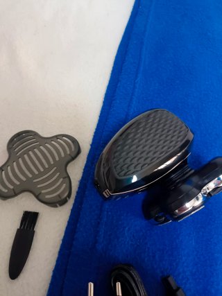 Afeitadora Remington y accesorios