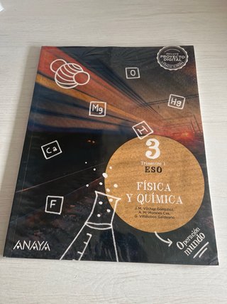 Libros Física y  Química de 3 de la eso ( los tres