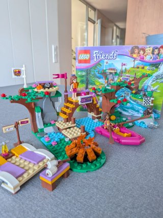 LEGO Friends 41121 Aventura en la Acampada