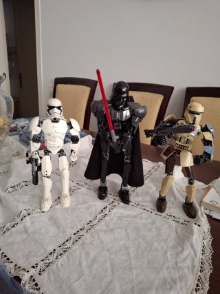 Figuras LEGO Star Wars: Darth Vader y Soldados