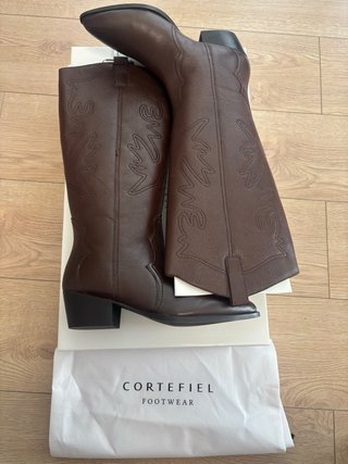 Botas altas de piel Cortefiel Marrones. 39 y 40