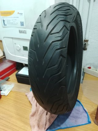 Neumático para Moto Scooter