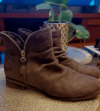 Botines Marrones con Cremallera Lateral
