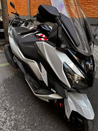 SYM Cruisym 300 * precio negociable *