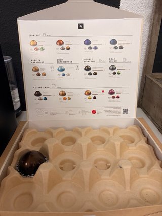 Cafetera Nespresso Vertuo Pop y Aeroccino