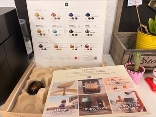 Cafetera Nespresso Vertuo Pop y Aeroccino
