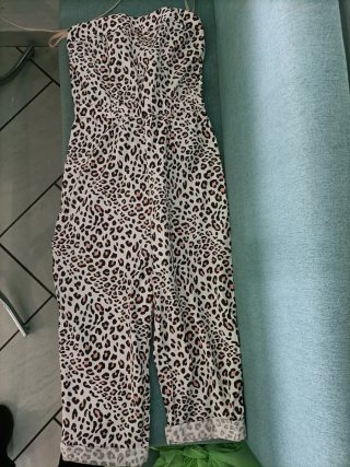 Tuta con stampa animalier