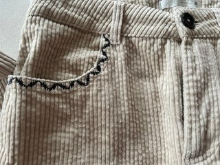 Pantalón pana Zara beige