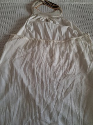 Vestido gasa con detalles dorados