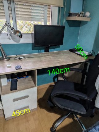 Dormitorio Juvenil: Cama, Armario y Escritorio