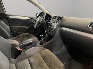 Volkswagen Golf 2012 1.6 Diésel