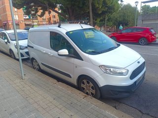 Ford Transit Courier 2016