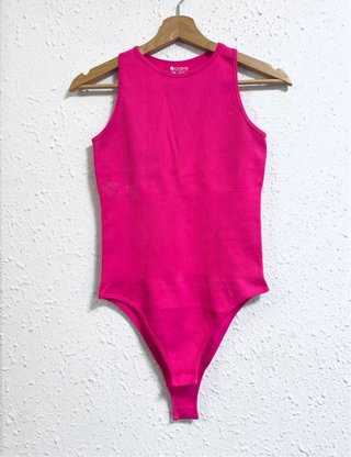 Body Acanalado Rosa fucsia OQQ Talla S/M