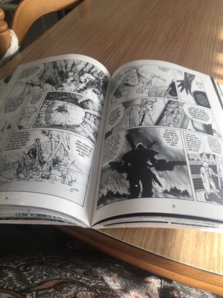 Comics contiene varias historias