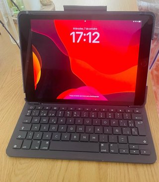 iPad 7ª Gen 128GB + Apple Pencil + Teclado