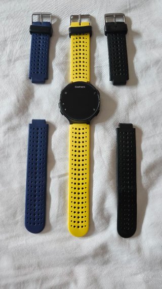 Garmin Forerunner 235 + cable + 3 correas + caja