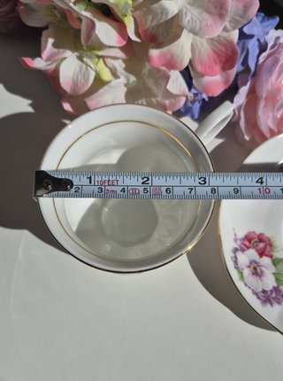 Taza y platillo porcelana inglesa floral