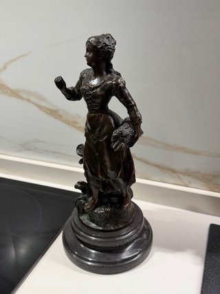 Statua antica in bronzo firmata A. Moreau