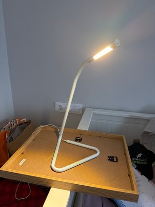 Lámpara de mesa LED Ikea