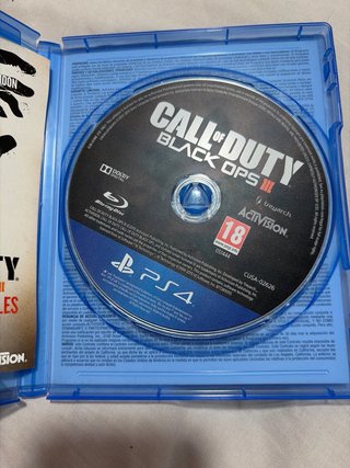 PS4 (PlayStation 4) 500GB + Controller + 3 Giochi