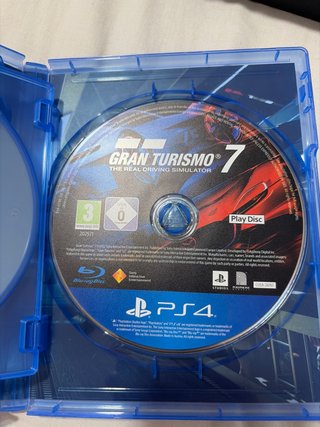 PS4 (PlayStation 4) 500GB + Controller + 3 Giochi