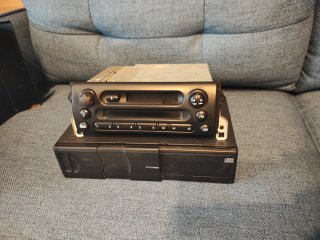 Radio Cassette y Cargador 6 CD BMW