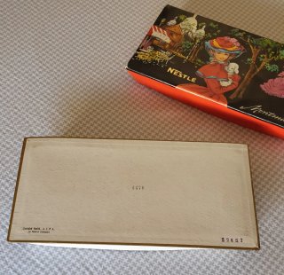 Antigua Caja Cartón Nestlé Montmartre (Años 60/70)