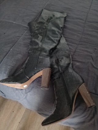 Botas altas negras