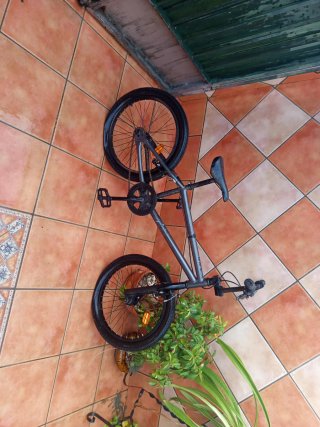 Bici BMX casi nueva