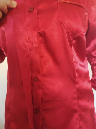 Blusa color burdeos.Estilo Años 90.