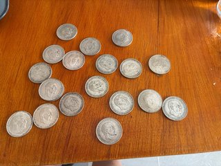 19 Monedas de 100 Pesetas de Plata (1966)