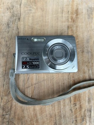 Nikon Coolpix S200