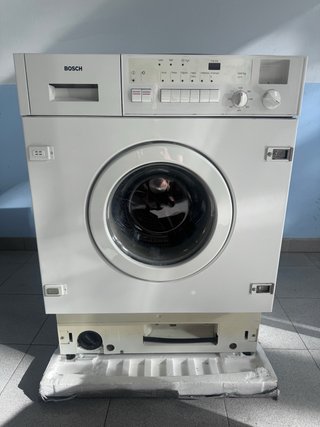 Lavadora Bosch integrable 5 kg – 1000 rpm