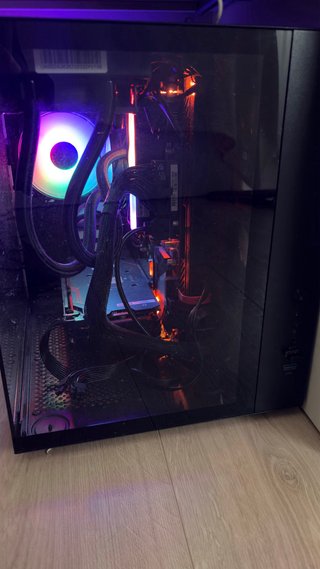 PC Gaming Gigabyte I7, + 28¨ Monitor Samsung 4K