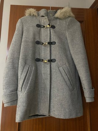 Chaqueta tipo trenca gris