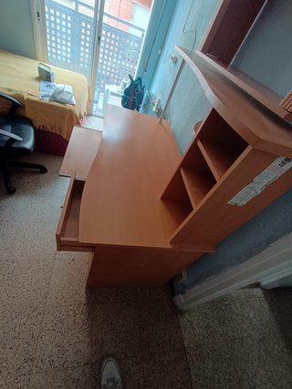 Mesa escritorio madera y metal