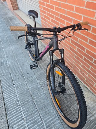 Bicicleta Trek Marlin 7 Gris/Morado T-M 2026